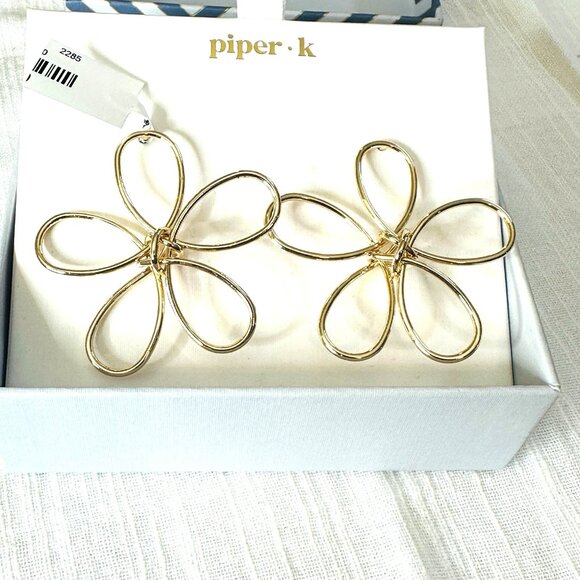 Piper Jewelry - NEW! Piper K Daisy Flower Earrings Gold Tone Large Lead Safe Nickel Free 2” NIB